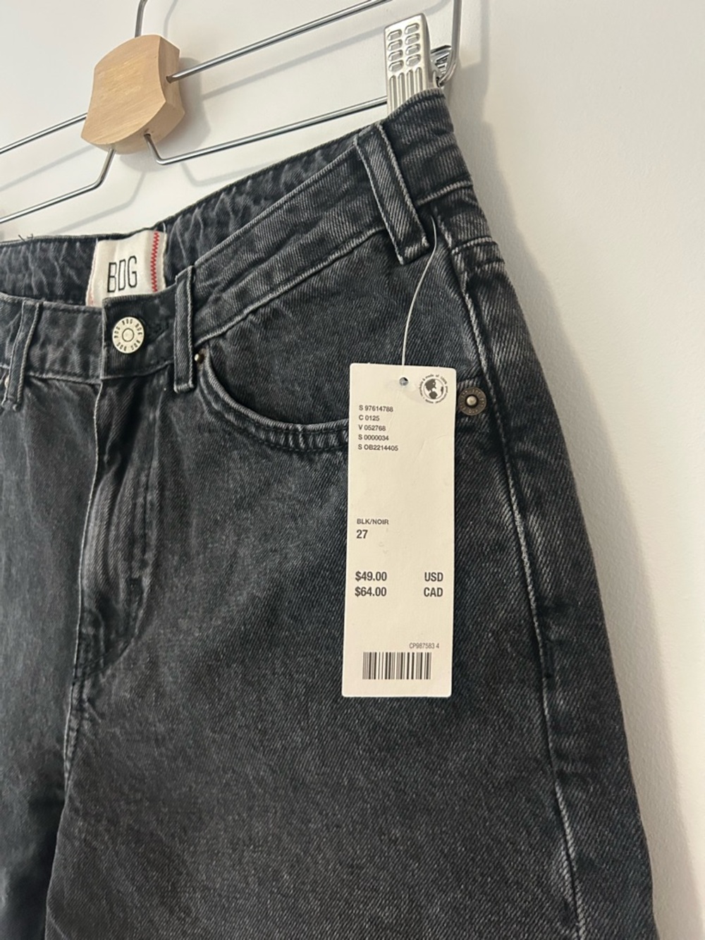 Urban Outfitters BDG Tori Mid-rise Cutoff Jort - Picture 6 of 7